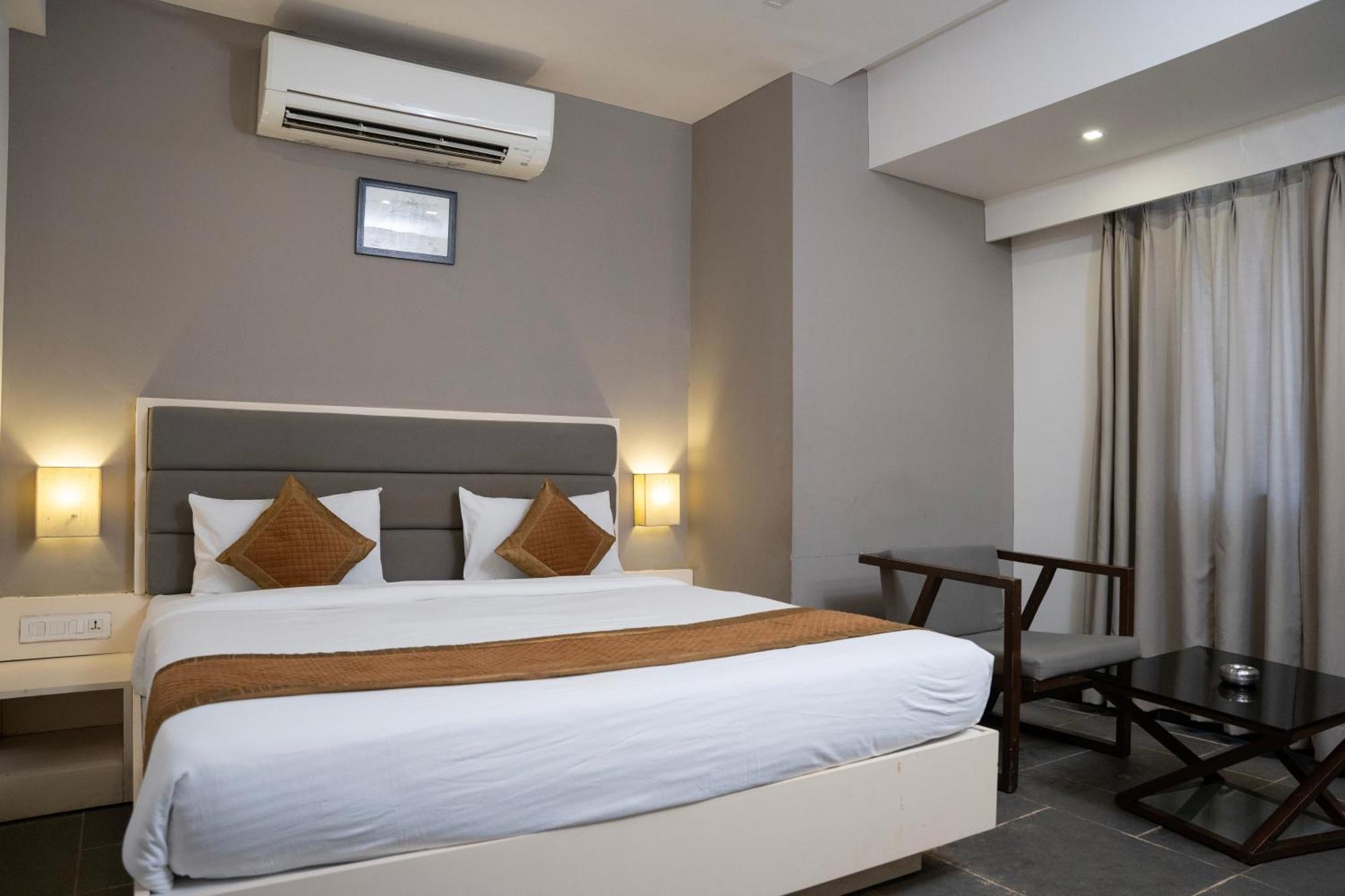 Hotel Dwarawata دهرواد المظهر الخارجي الصورة