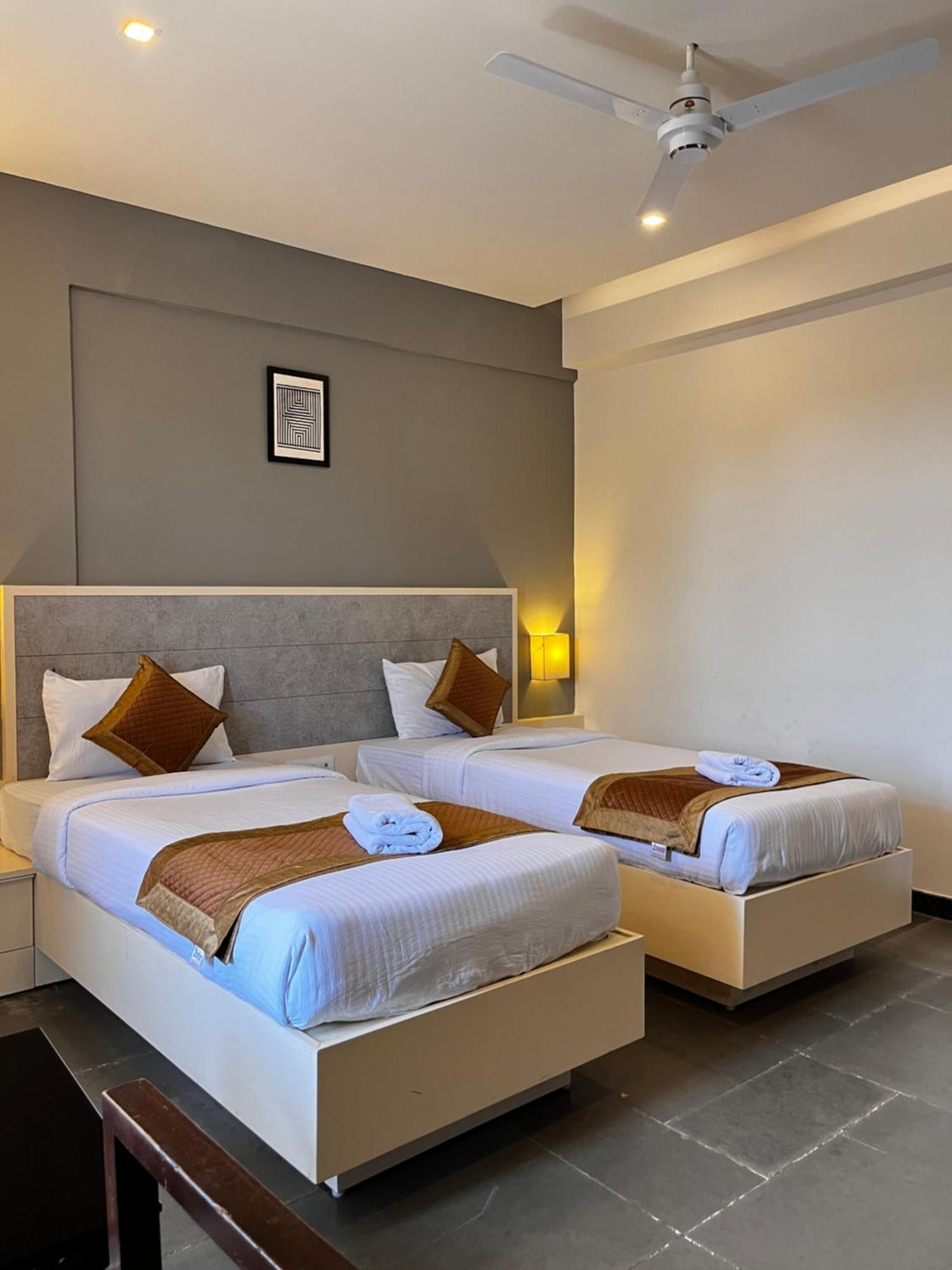 Hotel Dwarawata دهرواد المظهر الخارجي الصورة